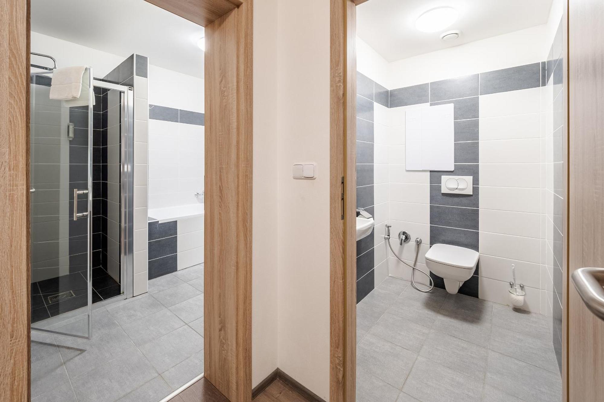 Private Luxury Apartments - Apartman G3 ฟริมบูร์ก ภายนอก รูปภาพ